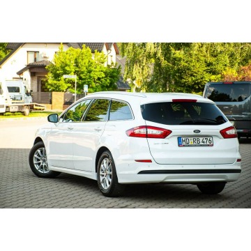 Ford Mondeo  Kombi 2018,  2.0 diesel, automat - Na sprzedaż za 43 900 zł - Ostrów Mazowiecka - zdjęcie 6