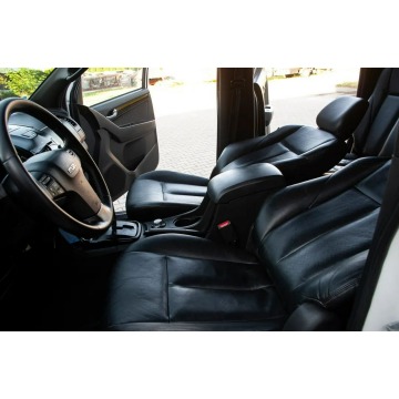 Isuzu D-Max  SUV 2015,  2.5 diesel, automat - Na sprzedaż za 67 900 zł - Ostrów Mazowiecka - zdjęcie 10