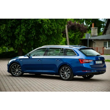 Skoda Superb  Kombi 2016,  2.0 diesel, automat - Na sprzedaż za 62 900 zł - Ostrów Mazowiecka - zdjęcie 3