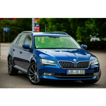 Škoda Superb - 4x4 * 190KM * Laurin & Klement * Kamera * Nawi * Full