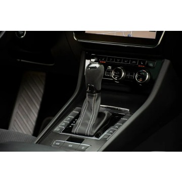 Skoda Superb  Sedan/Limuzyna 2019,  2.0 diesel, automat - Na sprzedaż za 105 500 zł - Ostrów Mazowiecka - zdjęcie 8