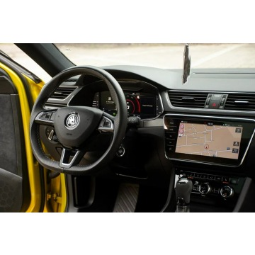 Skoda Superb  Sedan/Limuzyna 2019,  2.0 diesel, automat - Na sprzedaż za 105 500 zł - Ostrów Mazowiecka - zdjęcie 6
