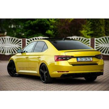 Skoda Superb  Sedan/Limuzyna 2019,  2.0 diesel, automat - Na sprzedaż za 105 500 zł - Ostrów Mazowiecka - zdjęcie 3