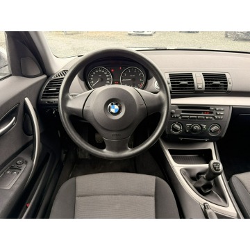 BMW Seria 1  Hatchback 2005,  1.6 benzyna - Na sprzedaż za 13 900 zł - Wrocław - zdjęcie 5