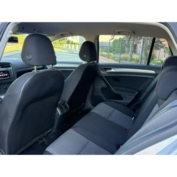 Volkswagen Golf  Hatchback 2015,  1.2 benzyna - Na sprzedaż za 33 900 zł - Knurów - zdjęcie 10