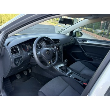 Volkswagen Golf  Hatchback 2015,  1.2 benzyna - Na sprzedaż za 33 900 zł - Knurów - zdjęcie 9