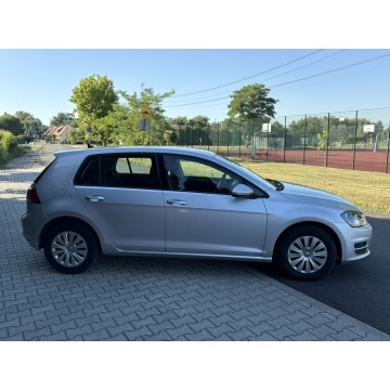 Volkswagen Golf  Hatchback 2015,  1.2 benzyna - Na sprzedaż za 33 900 zł - Knurów - zdjęcie 7