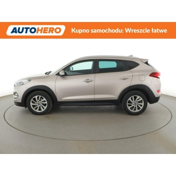 Hyundai Tucson  SUV 2017,  2.0 diesel, automat - Na sprzedaż za 61 100 zł - Warszawa - zdjęcie 2