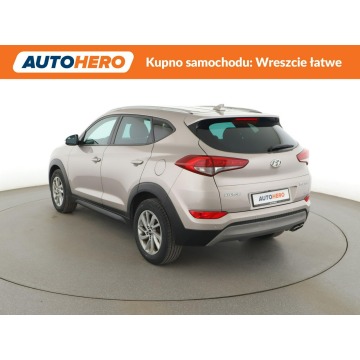 Hyundai Tucson  SUV 2017,  2.0 diesel, automat - Na sprzedaż za 61 100 zł - Warszawa - zdjęcie 4