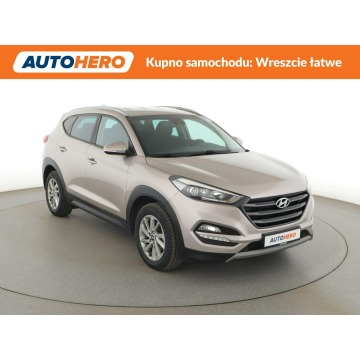Hyundai Tucson  SUV 2017,  2.0 diesel, automat - Na sprzedaż za 61 100 zł - Warszawa - zdjęcie 10