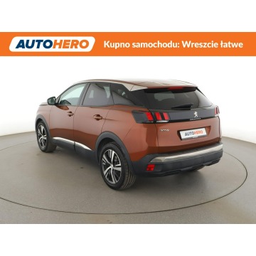 Peugeot 3008  SUV 2020,  1.2 benzyna - Na sprzedaż za 52 700 zł - Warszawa - zdjęcie 4