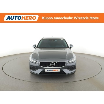 Volvo V60  Kombi 2018,  2.0 diesel - Na sprzedaż za 62 200 zł - Warszawa - zdjęcie 11