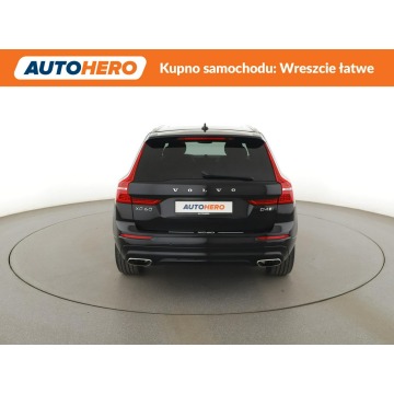 Volvo   SUV 2018,  2.0 diesel, automat - Na sprzedaż za 102 400 zł - Warszawa - zdjęcie 6