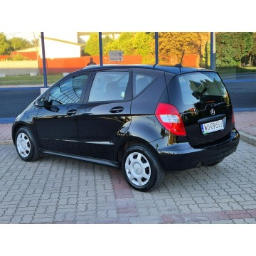 Mercedes - Benz A-klasa  Hatchback 2011,  1.7 benzyna - Na sprzedaż za 15 999 zł - Warszawa - zdjęcie 3