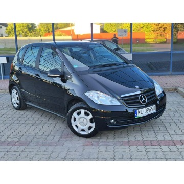 Mercedes - Benz A-klasa  Hatchback 2011,  1.7 benzyna - Na sprzedaż za 15 999 zł - Warszawa - zdjęcie 9