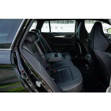 Opel Insignia  Kombi 2022,  2.0 benzyna, automat - Na sprzedaż za 89 913 zł - Nowe Iganie - zdjęcie 8
