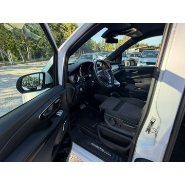 Mercedes - Benz V-klasa  Minivan/Van 2023,  2.0 diesel, automat - Na sprzedaż za 239 000 zł - Pęcice - zdjęcie 8