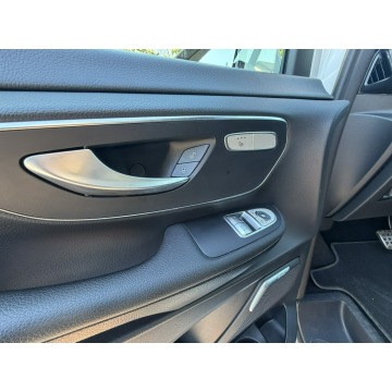 Mercedes - Benz V-klasa  Minivan/Van 2023,  2.0 diesel, automat - Na sprzedaż za 239 000 zł - Pęcice - zdjęcie 10