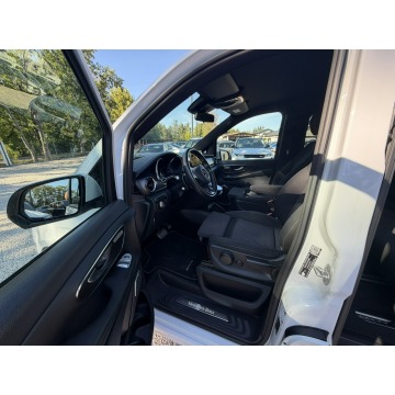 Mercedes - Benz V-klasa  Minivan/Van 2023,  2.0 diesel, automat - Na sprzedaż za 239 000 zł - Pęcice - zdjęcie 11