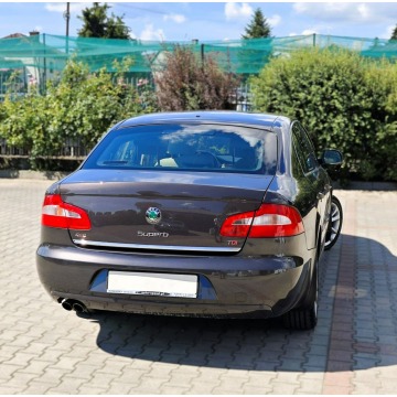 Skoda Superb  Sedan/Limuzyna 2011,  2.0 diesel - Na sprzedaż za 25 200 zł - Nowy Sącz - zdjęcie 4