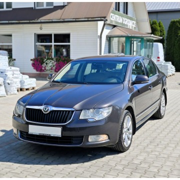 Skoda Superb  Sedan/Limuzyna 2011,  2.0 diesel - Na sprzedaż za 25 200 zł - Nowy Sącz - zdjęcie 2