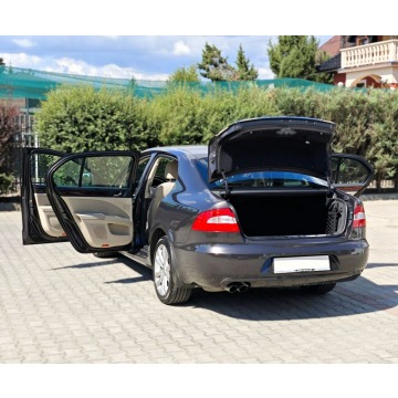 Skoda Superb  Sedan/Limuzyna 2011,  2.0 diesel - Na sprzedaż za 25 200 zł - Nowy Sącz - zdjęcie 11