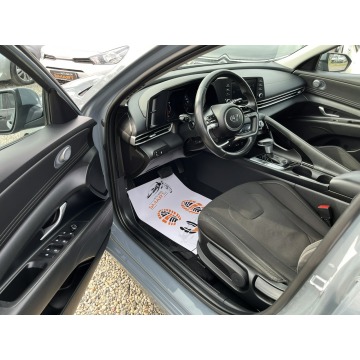 Hyundai Elantra  Sedan/Limuzyna 2022,  1.6 benzyna, automat - Na sprzedaż za 69 900 zł - Rydułtowy - zdjęcie 10