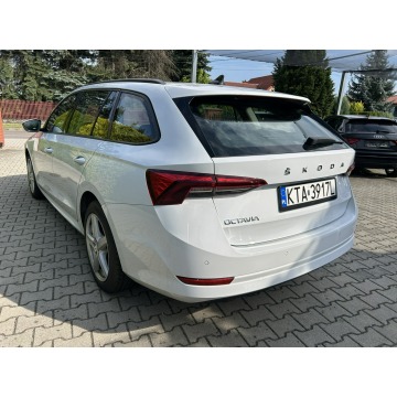 Skoda Octavia  Kombi 2021,  2.0 diesel, automat - Na sprzedaż za 66 800 zł - Tarnów - zdjęcie 5