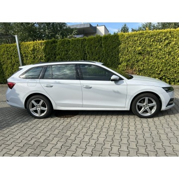 Skoda Octavia  Kombi 2021,  2.0 diesel, automat - Na sprzedaż za 66 800 zł - Tarnów - zdjęcie 3