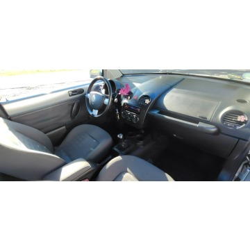 Volkswagen New Beetle  Hatchback 2004,  1.6 benzyna - Na sprzedaż za 9 800,00 zł - Goczałkowice-Zdrój - zdjęcie 9