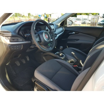 Fiat Tipo  Sedan/Limuzyna 2016,  1.4 benzyna - Na sprzedaż za 25 900 zł - Włocławek - zdjęcie 10