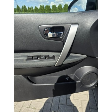 Nissan Qashqai  SUV 2010,  2.0 benzyna - Na sprzedaż za 24 900 zł - Kutno - zdjęcie 12