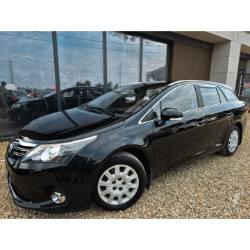 Toyota Avensis  Kombi 2012,  1.8 benzyna - Na sprzedaż za 26 000 zł - Tychy - zdjęcie 2