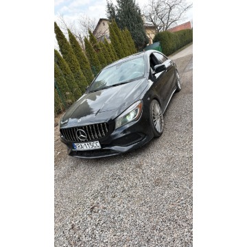 Mercedes CLA250 4Matic amg line orange edition