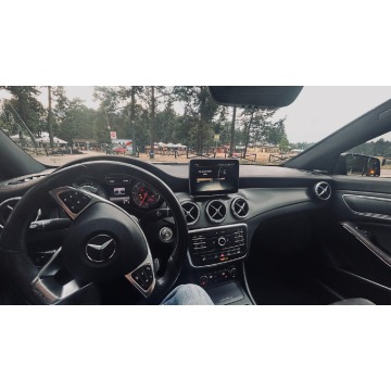 Mercedes - Benz CLA-klasa  Coupe/Sportowy 2016,  2.0 benzyna, automat - Na sprzedaż za 55 000 zł - Jarosław - zdjęcie 4