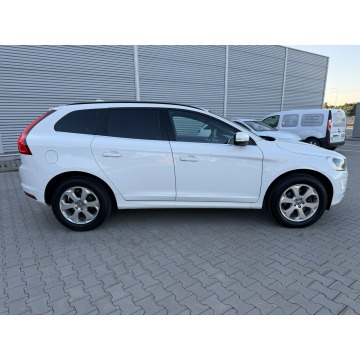 Volvo   SUV 2013,  2.0 diesel - Na sprzedaż za 46 900 zł - Końskie - zdjęcie 8