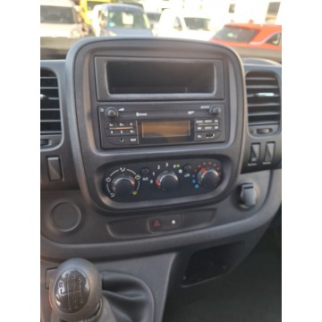 Opel Vivaro 2018,  1.6 - Na sprzedaż za 27 200 zł - Malutkie - zdjęcie 7