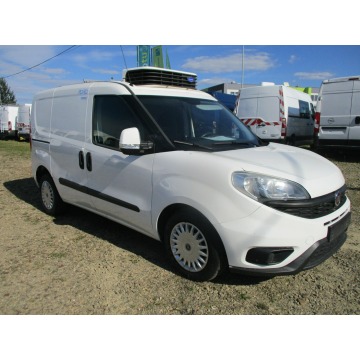 Fiat Doblo 2016,  1.6 diesel - Na sprzedaż za 36 000 zł - Dębica - zdjęcie 2