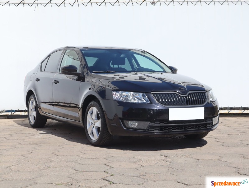 Skoda Octavia  Hatchback 2015,  1.4 benzyna - Na sprzedaż za 33 999 zł - Łódź