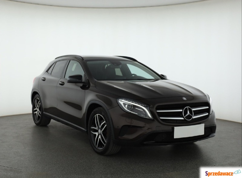 Mercedes - Benz GLA-klasa  SUV 2014,  2.0 benzyna, automat - Na sprzedaż za 69 499 zł - Piaseczno