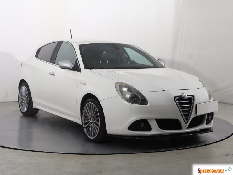 Alfa Romeo Giulietta  Hatchback 2012,  1.4 benzyna - Na sprzedaż za 34 999 zł - Katowice