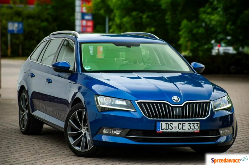 Skoda Superb  Kombi 2016,  2.0 diesel, automat - Na sprzedaż za 62 900 zł - Ostrów Mazowiecka