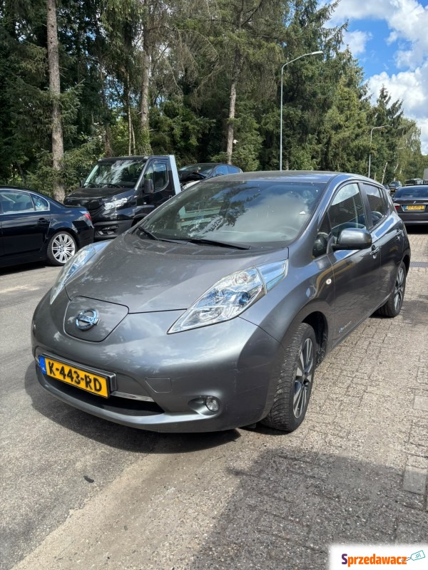 Nissan Leaf  Hatchback 2016, automat - Na sprzedaż za 19 300 zł - Malutkie
