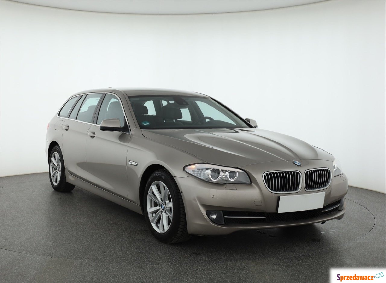 BMW Seria 5 2011
