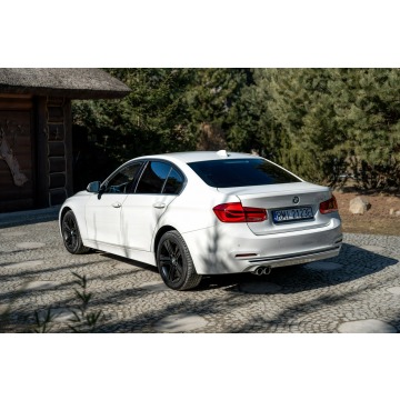 BMW Seria 3  Sedan/Limuzyna 2017,  2.0 benzyna, automat - Na sprzedaż za 59 777 zł - Ropczyce - zdjęcie 2