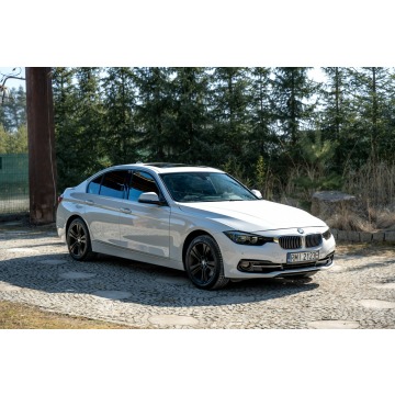 BMW 330 - F30 2.0 / 252 KM / RWD / 2017