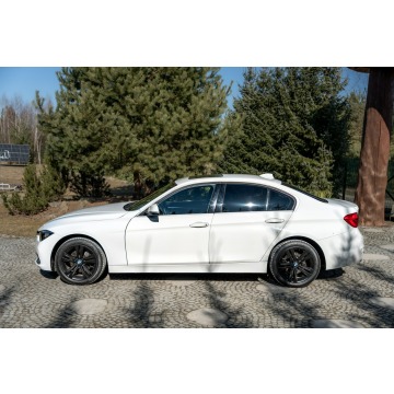 BMW Seria 3  Sedan/Limuzyna 2017,  2.0 benzyna, automat - Na sprzedaż za 59 777 zł - Ropczyce - zdjęcie 7