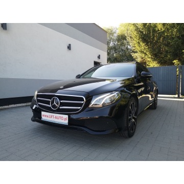 Mercedes - Benz  2018,  2.0 diesel, automat - Na sprzedaż za 79 900 zł - Strzegom - zdjęcie 1