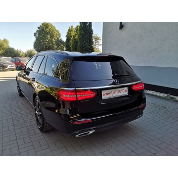 Mercedes - Benz  2018,  2.0 diesel, automat - Na sprzedaż za 79 900 zł - Strzegom - zdjęcie 8
