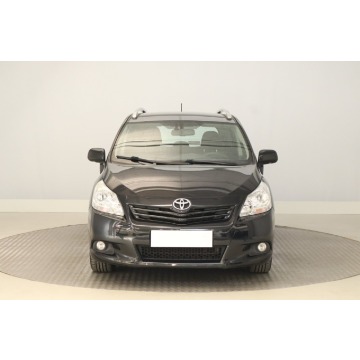 Toyota Verso  SUV 2010,  1.8 benzyna, automat - Na sprzedaż za 35 999 zł - Zabrze - zdjęcie 2